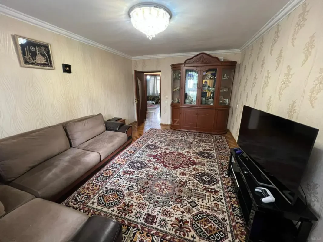Satılır 2 otaqlı mənzil 70 m²