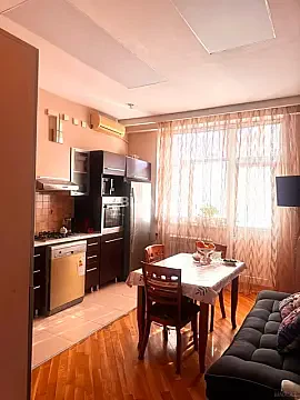 Satılır 3 otaqlı mənzil 125 m² — Bakı 3 otaq 125.00 m²