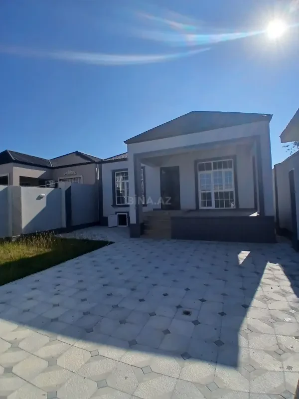 Satılır 4 otaqlı həyət evi 120 m²