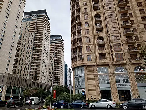 Satılır 4 otaqlı mənzil 216 m² — Bakı, Nəsimi 4 otaq 216.00 m²