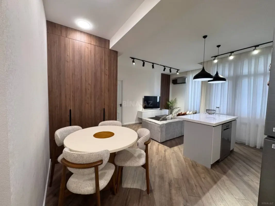 Satılır 3 otaqlı mənzil 77 m²