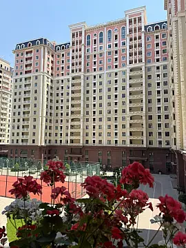 Satılır 3 otaqlı mənzil 117 m² — Bakı 3 otaq 117.00 m²