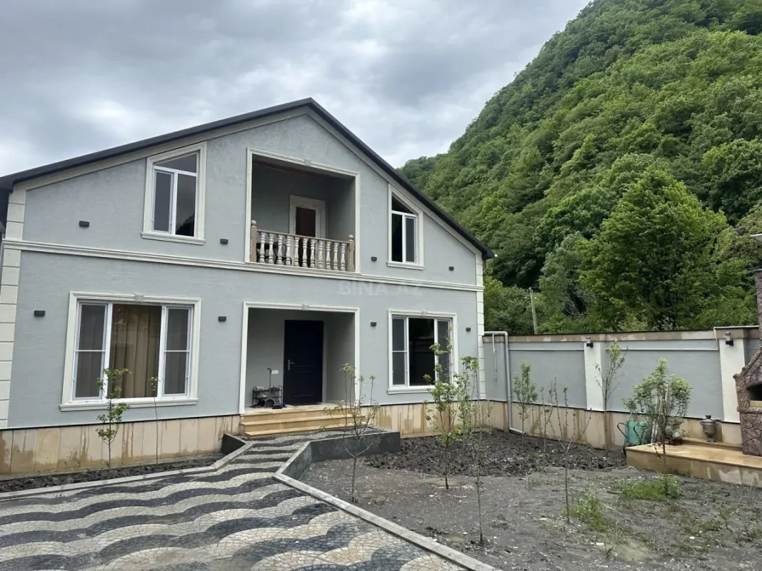 Kirayə verilir 5 otaqlı həyət evi 140 m²
