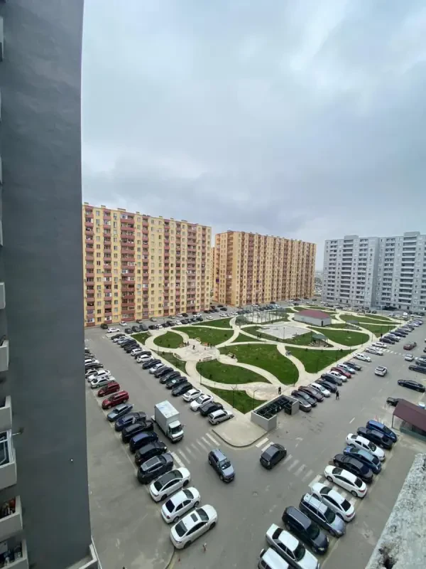 Satılır 2 otaqlı mənzil 73 m²