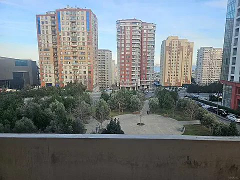 Kirayə verilir 3 otaqlı mənzil 90 m² — Bakı 3 otaq 90.00 m²