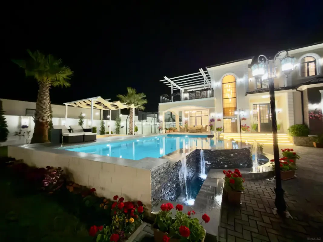 Satılır 6 otaqlı həyət evi 400 m²