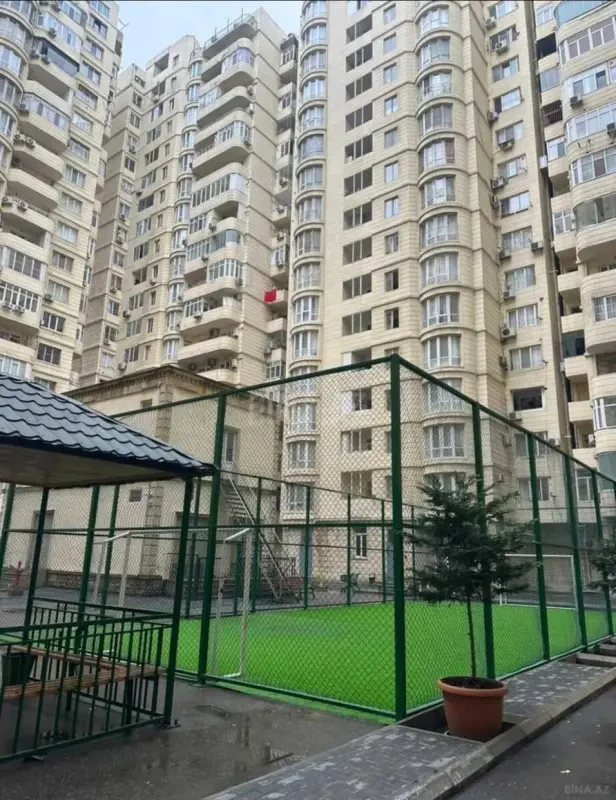 Satılır 3 otaqlı mənzil 100 m²