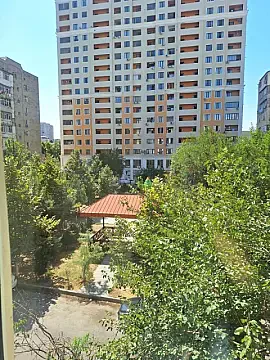 Kirayə verilir 3 otaqlı mənzil 80 m² — Bakı 3 otaq 80.00 m²