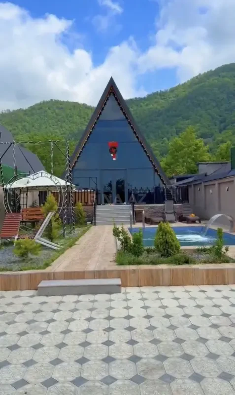 Kirayə verilir 3 otaqlı həyət evi 300 m²
