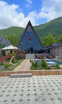 Kirayə verilir 3 otaqlı həyət evi 300 m² — Qəbələ 3 otaq 300.00 m²