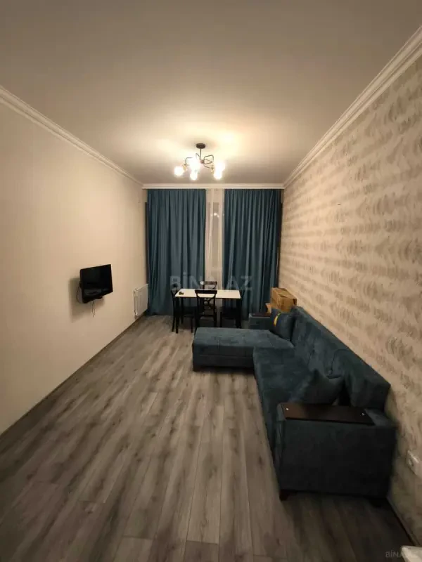 Kirayə verilir 2 otaqlı mənzil 65 m²