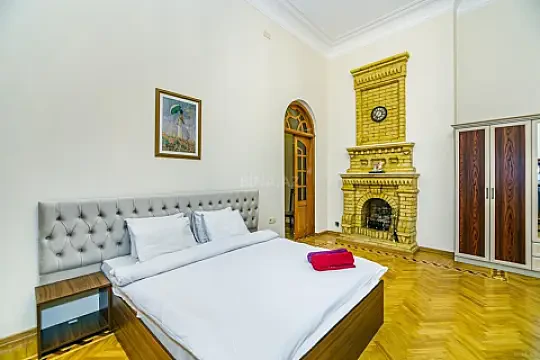 Kirayə verilir 4 otaqlı mənzil 170 m² — Bakı 4 otaq 170.00 m²