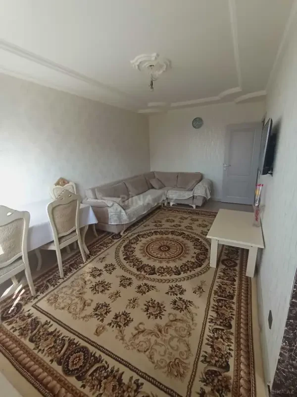 Satılır 3 otaqlı mənzil 47 m²