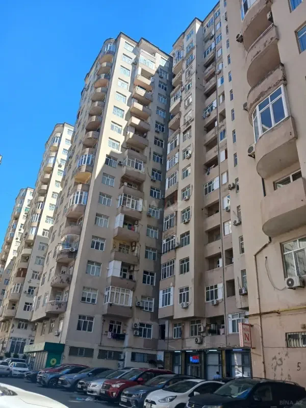 Kirayə verilir 2 otaqlı mənzil 60 m²
