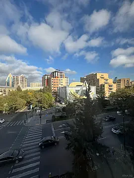 Satılır 4 otaqlı mənzil 120 m² — Bakı 4 otaq 120.00 m²