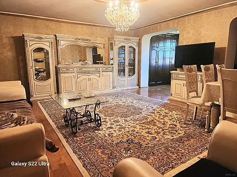 Satılır 4 otaqlı mənzil 100 m² — Bakı 4 otaq 100.00 m²