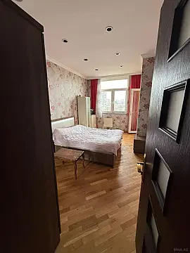 Kirayə verilir 3 otaqlı mənzil 99 m² — Bakı, Nəsimi 3 otaq 99.00 m²