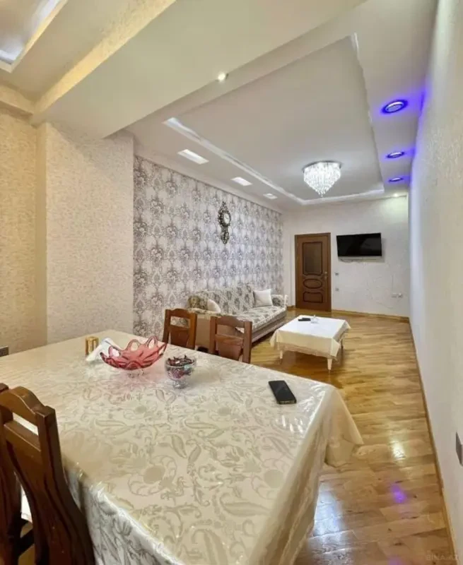 Satılır 3 otaqlı mənzil 103 m²