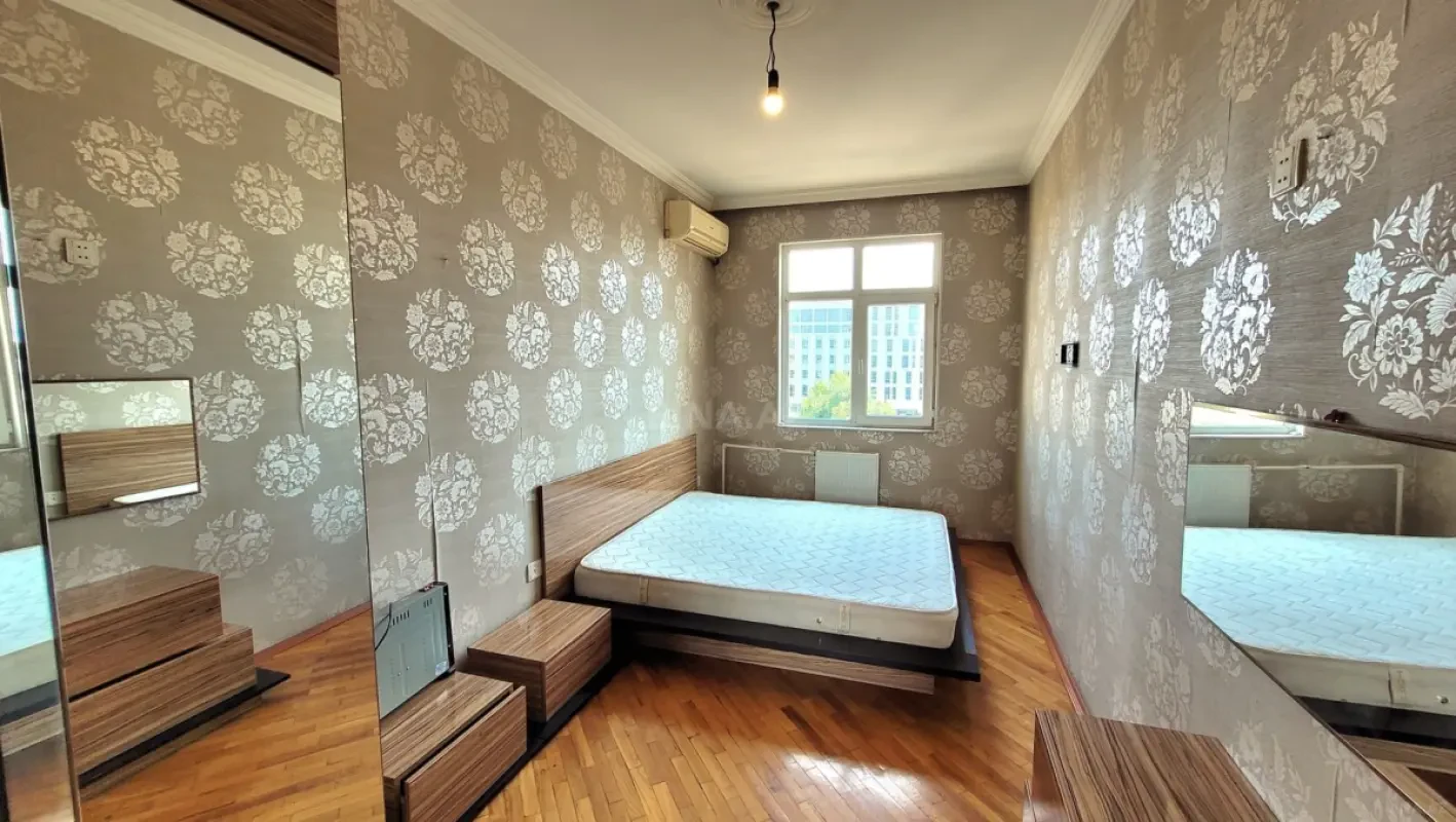 Kirayə verilir 2 otaqlı mənzil 50 m²