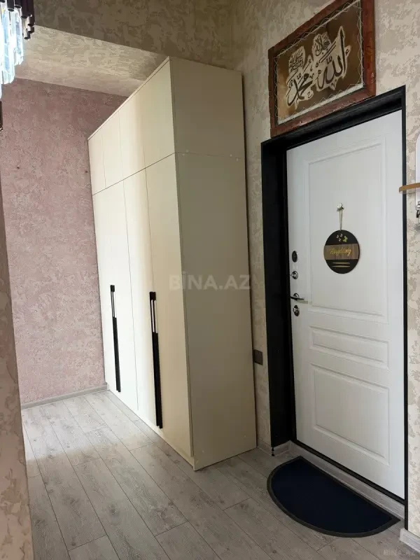 Satılır 4 otaqlı mənzil 84 m²