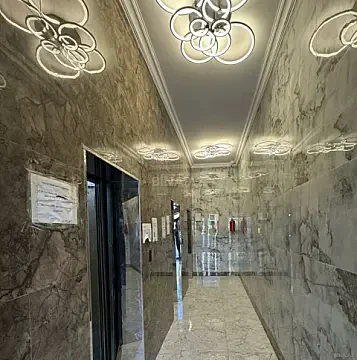 Satılır 3 otaqlı mənzil 153 m² — Bakı 3 otaq 153.00 m²