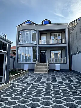 Satılır 7 otaqlı həyət evi 240 m² — Bakı 7 otaq 240.00 m²