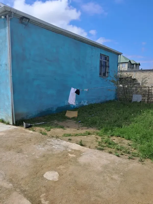 Satılır 3 otaqlı həyət evi 100 m²