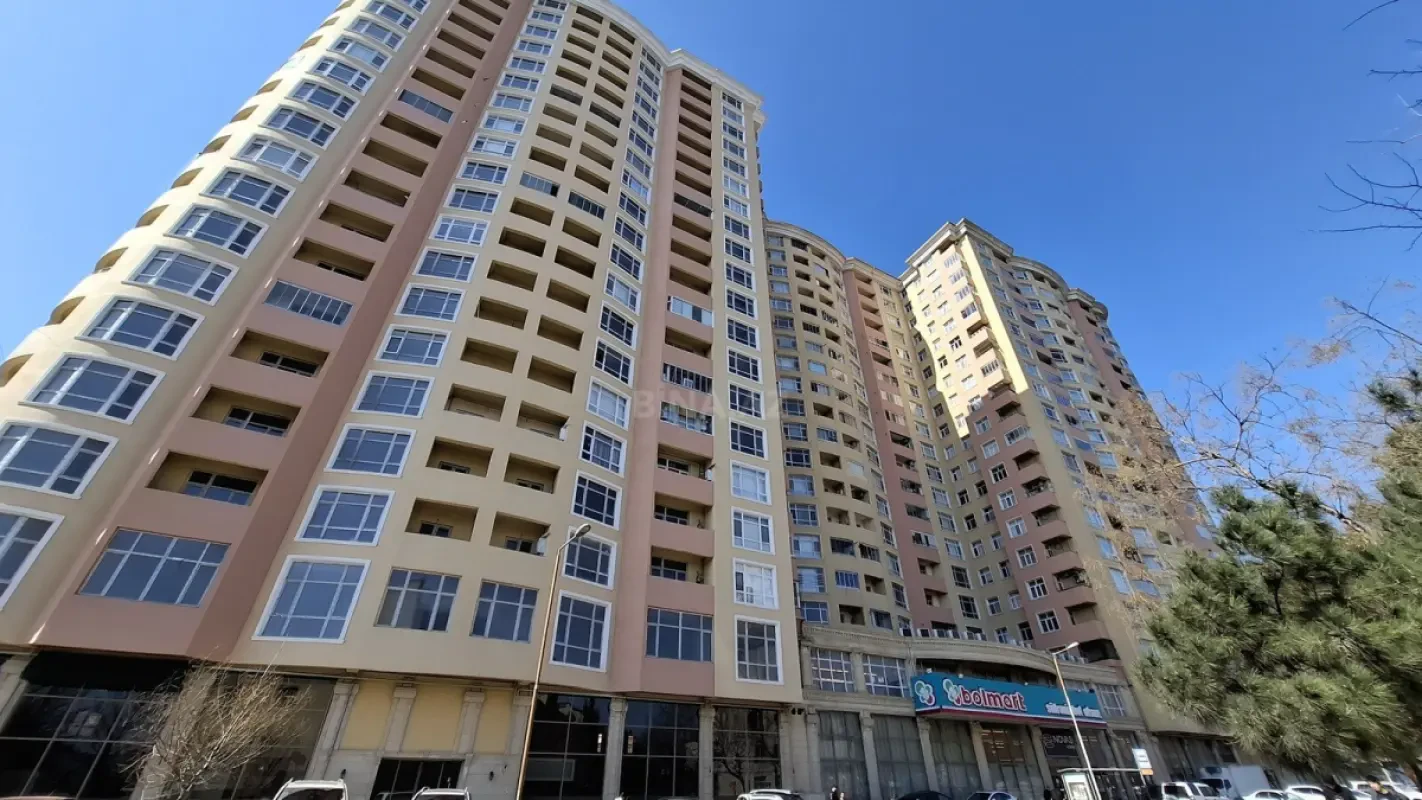 Satılır 2 otaqlı mənzil 75 m²