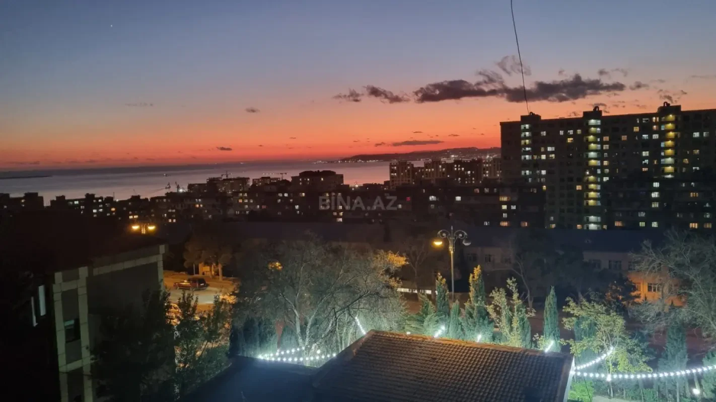 Satılır 3 otaqlı mənzil 90 m²