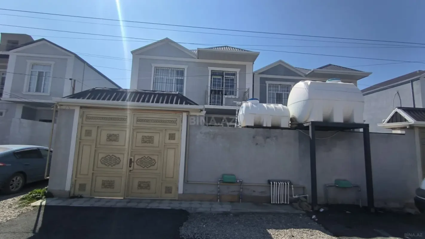 Satılır 4 otaqlı həyət evi 120 m²