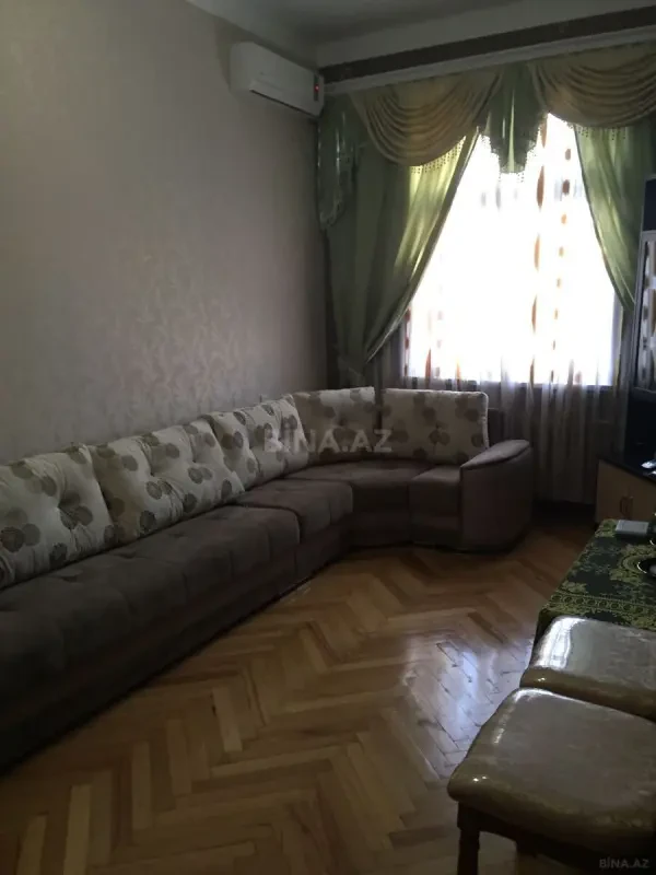Satılır 2 otaqlı mənzil 65 m²