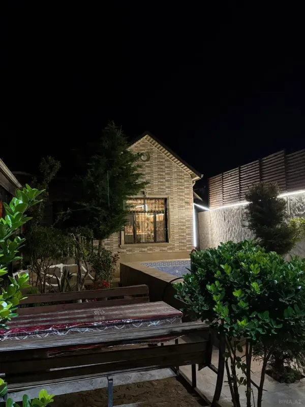 Satılır 4 otaqlı həyət evi 168 m²