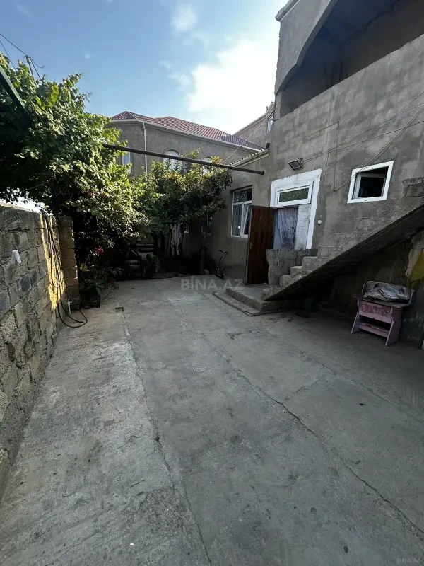 Satılır 6 otaqlı həyət evi 150 m²