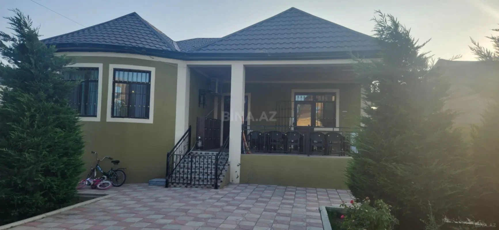Satılır 4 otaqlı həyət evi 140 m²