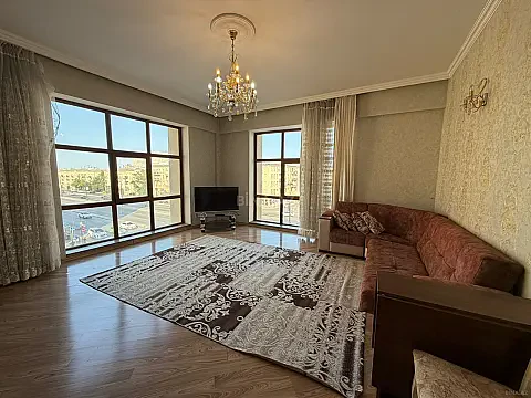 Kirayə verilir 3 otaqlı mənzil 120 m² — Bakı, Nərimanov 3 otaq 120.00 m²