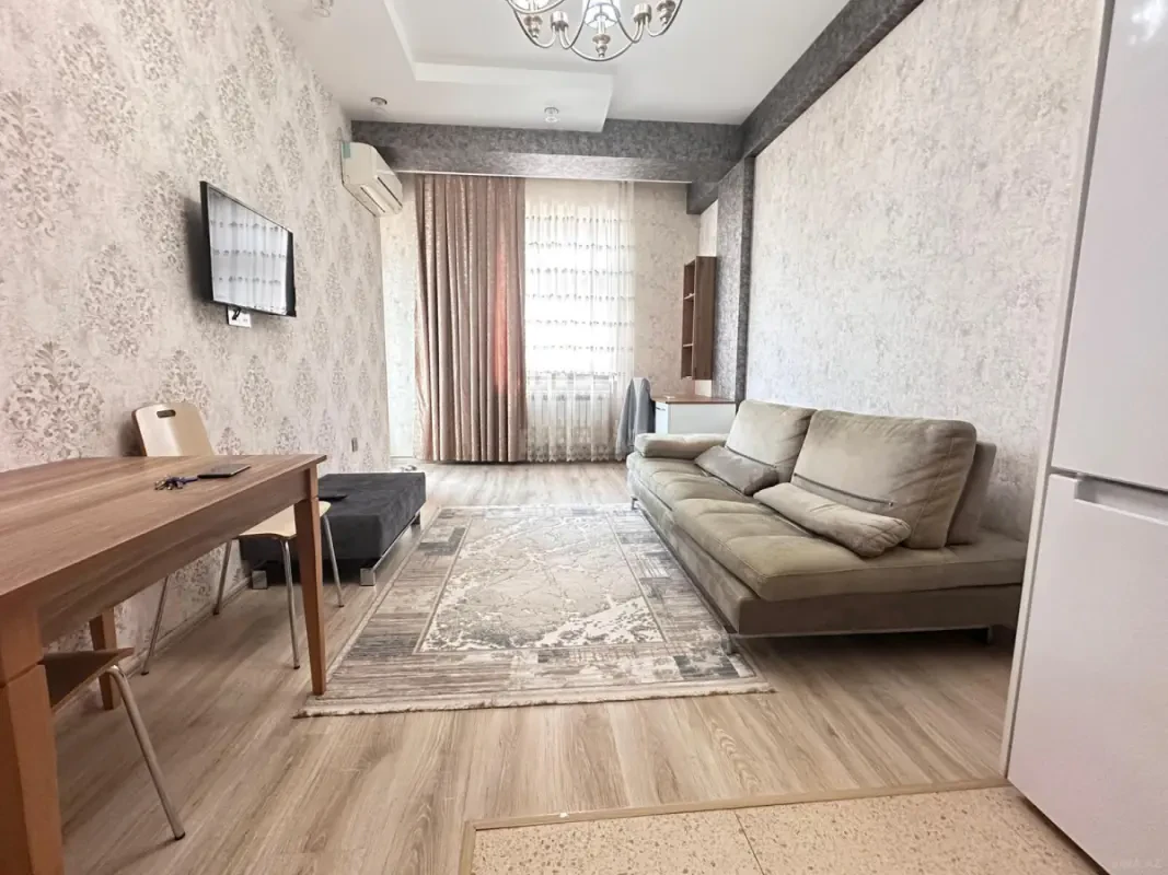 Kirayə verilir 2 otaqlı mənzil 60 m²