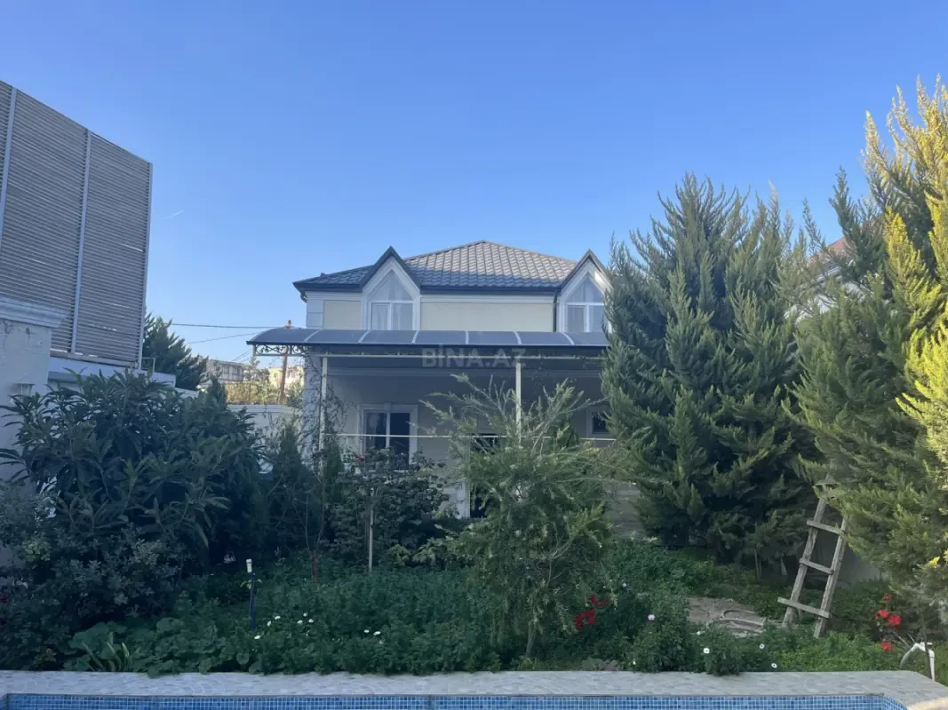 Satılır 4 otaqlı həyət evi 170 m²