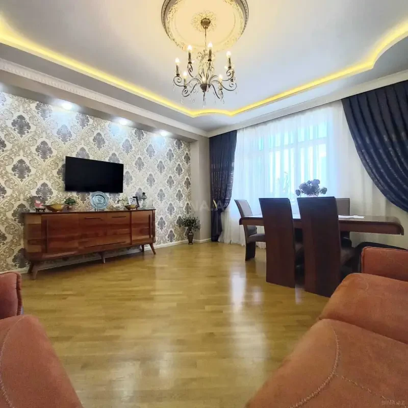 Satılır 2 otaqlı mənzil 90 m²