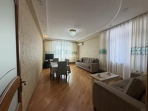 Satılır 3 otaqlı mənzil 94 m² — Bakı, Həzi Aslanov qəs. 3 otaq 94.00 m²