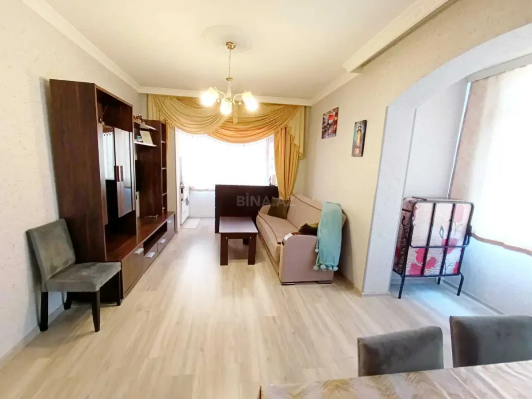 Satılır 1 otaqlı mənzil 50.5 m²