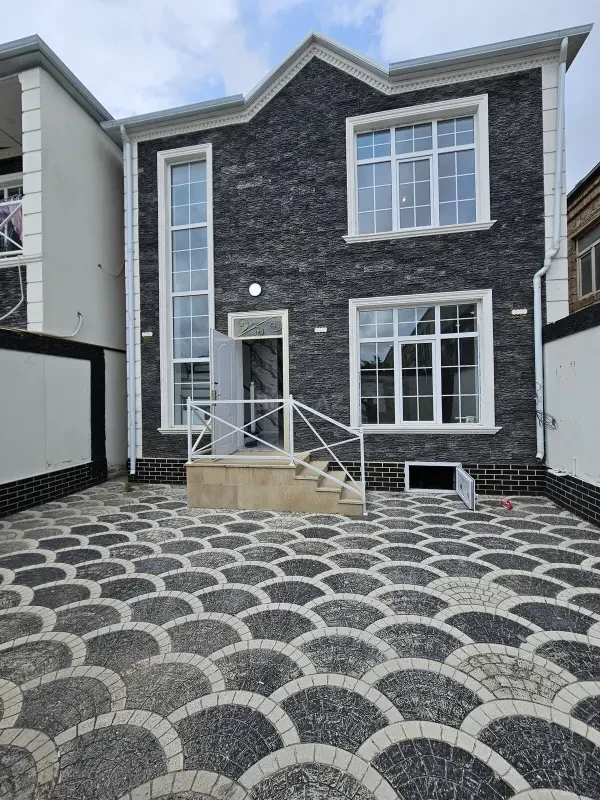 Satılır 5 otaqlı həyət evi 150 m²
