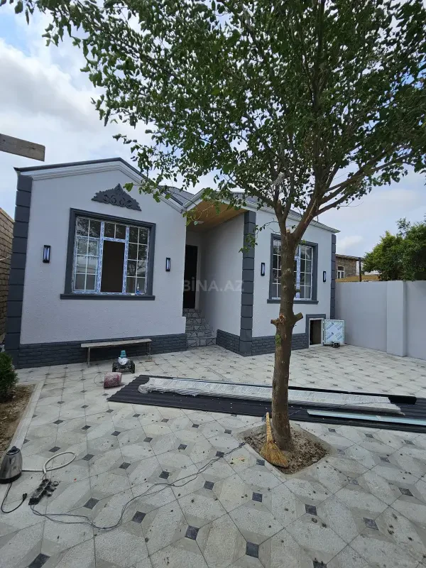 Satılır 4 otaqlı həyət evi 110 m²