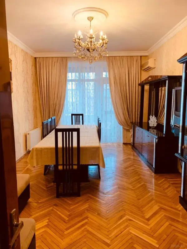 Satılır 3 otaqlı mənzil 80 m²