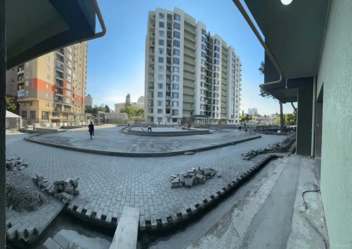 Satılır 3 otaqlı mənzil 110 m²