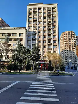 Kirayə verilir 3 otaqlı mənzil 80 m² — Bakı 3 otaq 80.00 m²