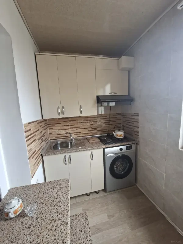 Kirayə verilir 2 otaqlı mənzil 50 m²