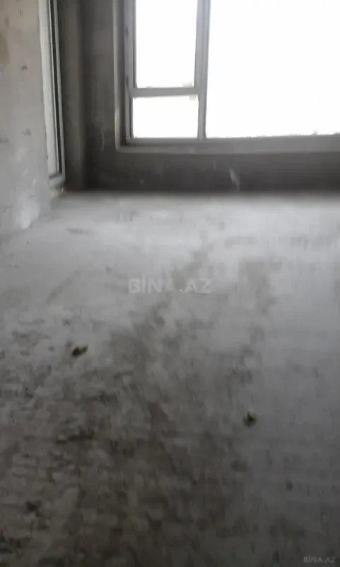 Satılır 3 otaqlı mənzil 148 m²