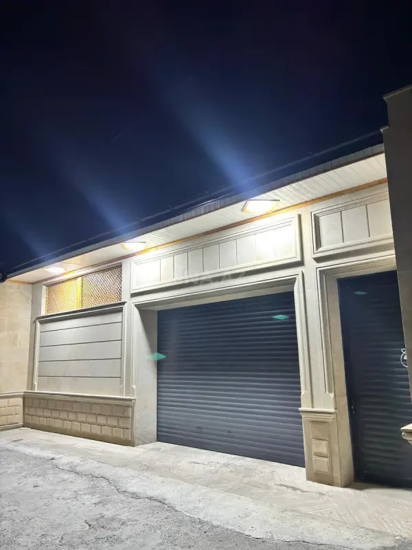 Satılır 5 otaqlı həyət evi 160 m²
