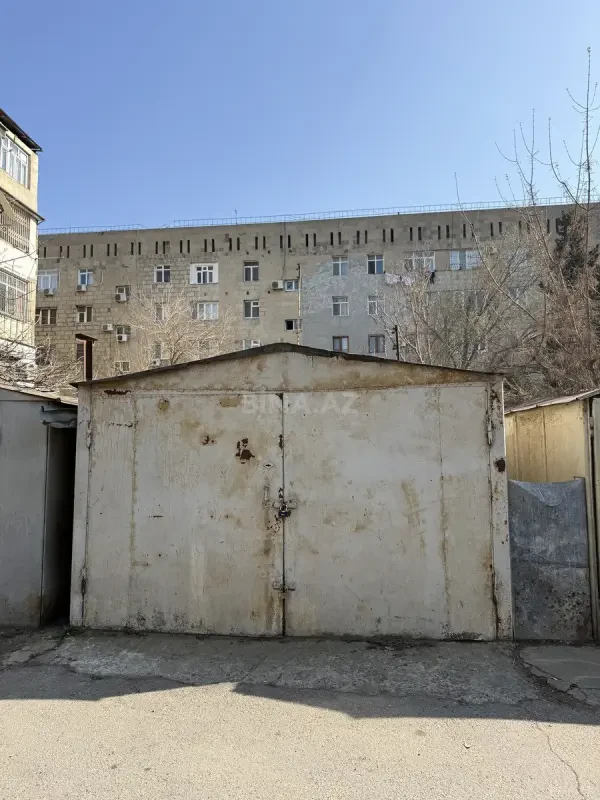 Kirayə verilir qaraj 18 m²