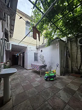 Satılır 4 otaqlı həyət evi 150 m² — Bakı, İnşaatçılar 4 otaq 150.00 m²